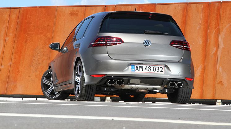 Golf R