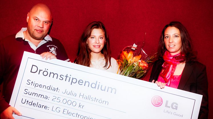 LG:s Drömstipendiat 2011:  Julia Hallström brinner för de äldre  