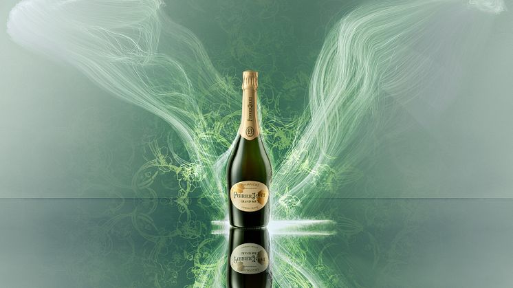 Perrier-Jouët Grand Brut får en ny vacker design inspirerad av deras prestigecuvée från 1955 - Blason de France.