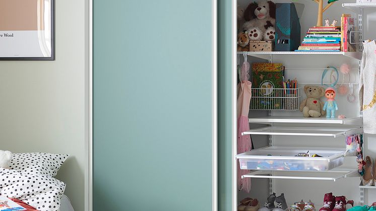 DK_Elfa-closet-slidingdoors-childrensroom-1-original