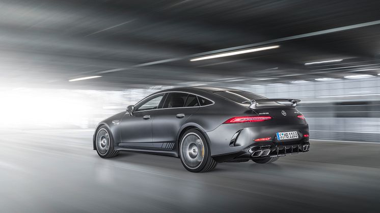 Mercedes-AMG 4-dørs coupé