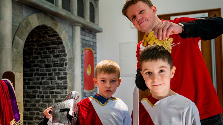 Kinder verkleiden sich_RömerGermanen Burg Scharfenstein (c)Berd Baldauf