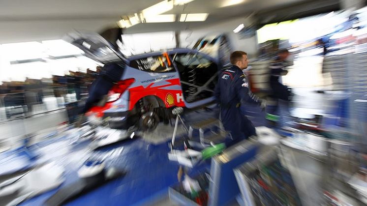 Hyundai service