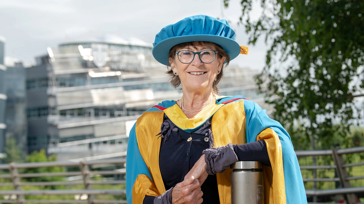 Caroline Theobald. Picture credit: Simon Veit-Wilson.