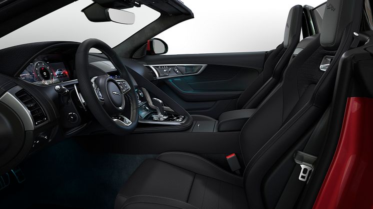 Jag_F-TYPE_22MY_R-Dynamic_Black_Convertible_Interior_120421_001