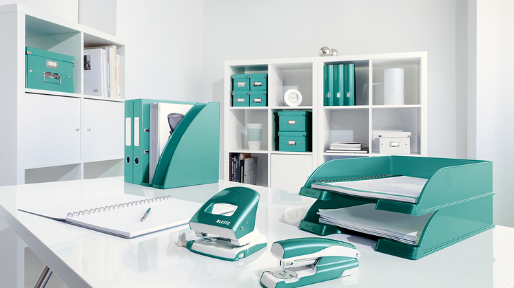 Leitz WOW range in Ice Blue