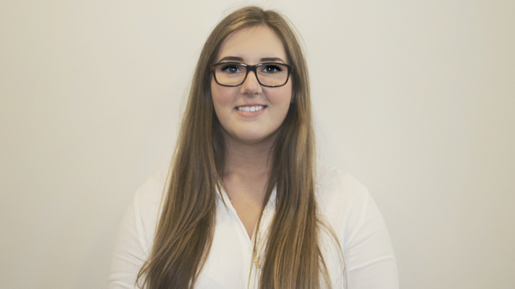 Veronica bygger på økonomiutdanningen med IT-sikkerhet