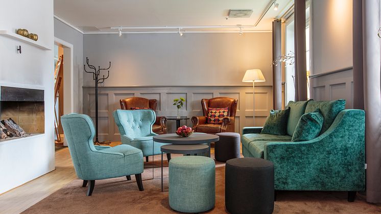 Lobby-Livingroom-Clarion-Collection-Hotel-Uman-01