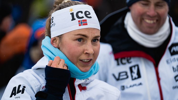 MÅ BLI HELT FRISK: Ingrid Landmark Tandrevold er ikke i form til å konkurrere i NM i rulleskiskyting i helgen. Foto: Emil Sørgård / NSSF 