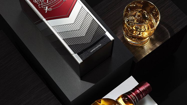 Chivas Regal 12 YO - Generosity Amplified