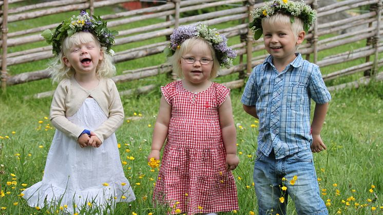 Midsommarbarn