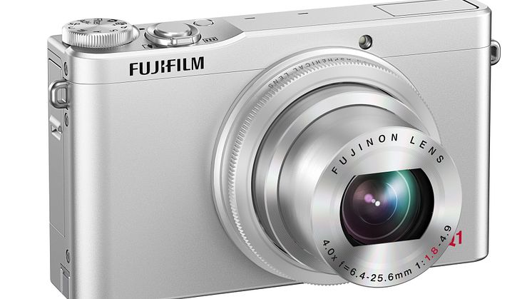 FUJIFILM X-Q1 hopea zoom