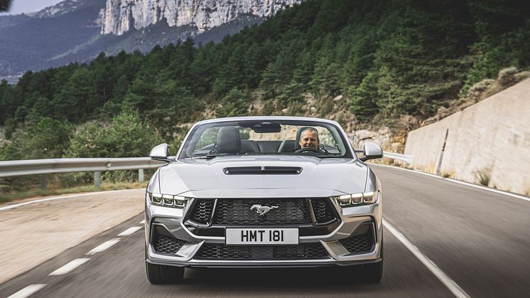 2024 FORD MUSTANG CONVERTIBLE (7)