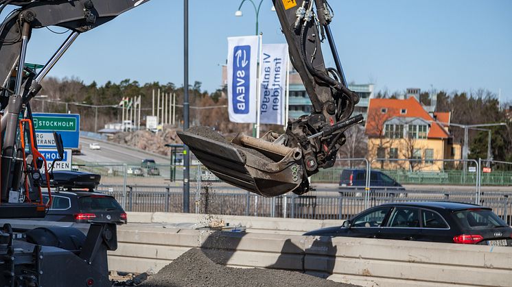 SVEAB Anläggning utför marksanering vid Ebba Braheskolan