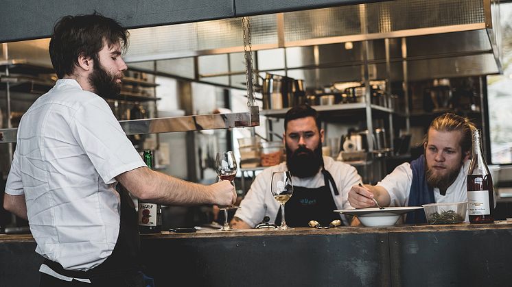 Marcus Fellin, Jonas Lifvenborg & Adam Holmqvist på Vatten Restaurang & Kafé. Foto: Anders Arena 