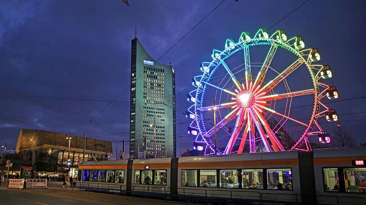 Blick auf das Willenborg Riesenrad 24 auf dem Augustusplatz