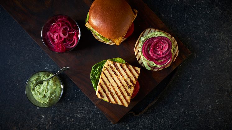 Pannoumi® grill & stekost  - En stekhet ostnyhet från Skånemejerier gjord på svensk mjölk