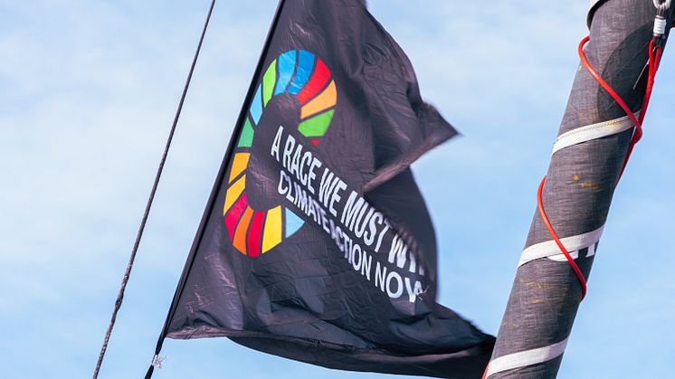Wo genau die imposanten Rennyachten der IMOCA Klasse in der Innenförde wenden, erfahren Sie beim Pressetermin vor Ort
