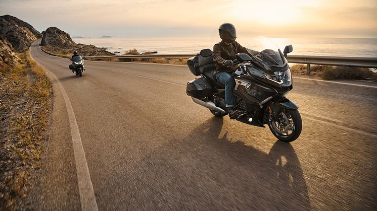 BMW uudistaa K 1600 -sarjan matkapyörät