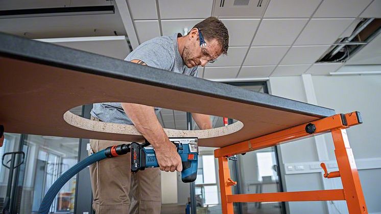 Bosch Professional udvider det populære 18V-System med to nye batteridrevne stiksave 
