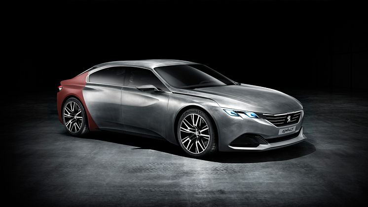 Peugeot EXALT – lidenskab og håndværk forenet i et high-tech koncept