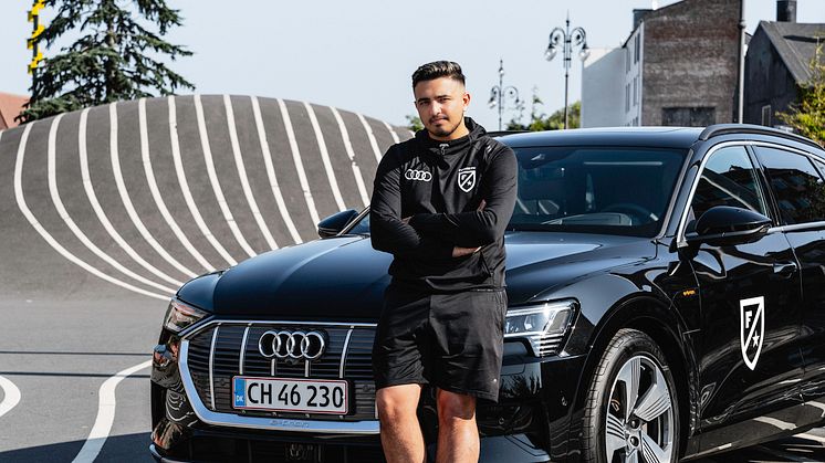 Audi e-tron og Fatih Üstün fra Future FC i København