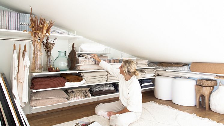 Elfa_Clothing_Interior_Click-in_system_Classic_2022_11_12