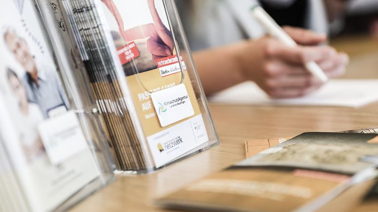 Bei einer kostenlosen Energieberatung erhalten Ratsuchende neutrale Informationen rund ums Sanieren
