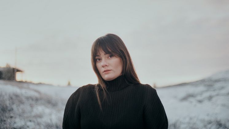 Emelie Hollow