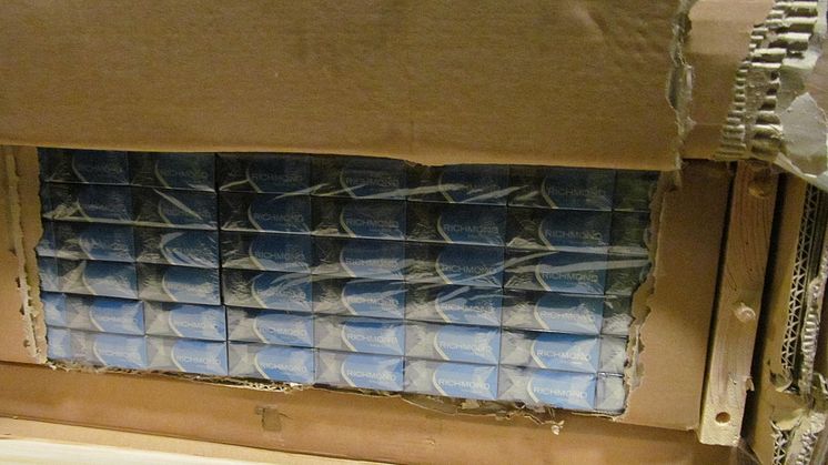 SE 03 19 Seven million cigarette smuggling plot smashed 2