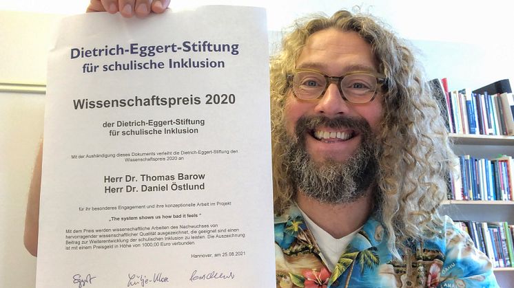 Daniel Östlund och forskarkollegan Thomas Barow har fått vetenskapspriset 2020 av tyska Dietrich Eggert Stiftung für schulische Inklusion.