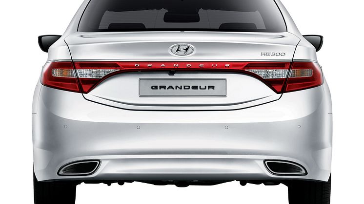 Hyundai Grandeur (bak)