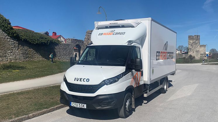 EB Road Cargo fortsätter att satsa på biogasbilar. Med leveransen av de nya IVECO Daily gör att man numera har 13 bilar från IVECO i fordonsflottan.
