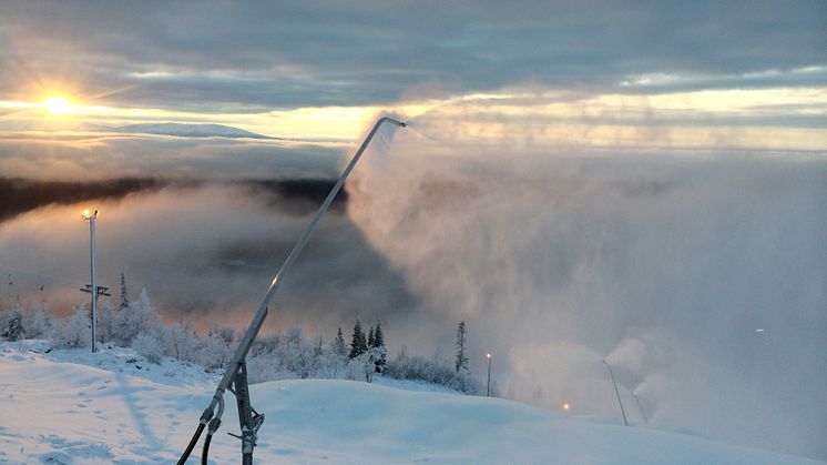 Snöläggning Vemdalen 141110