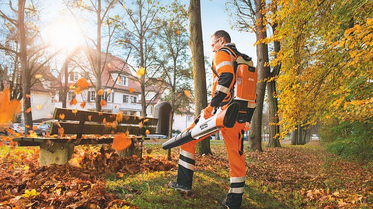 STIHL städar rent på gator och torg