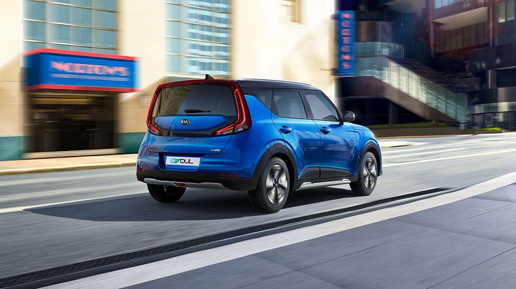 kia_pressrelease_2018_PRESS-HIGHRES_ESOUL_rear