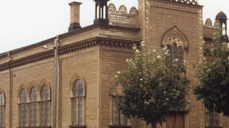 Den judiska synagogan på Norra Klaragatan 5 i Karlstad. Invigdes 1899. Foto: Judiska museets samlingar.