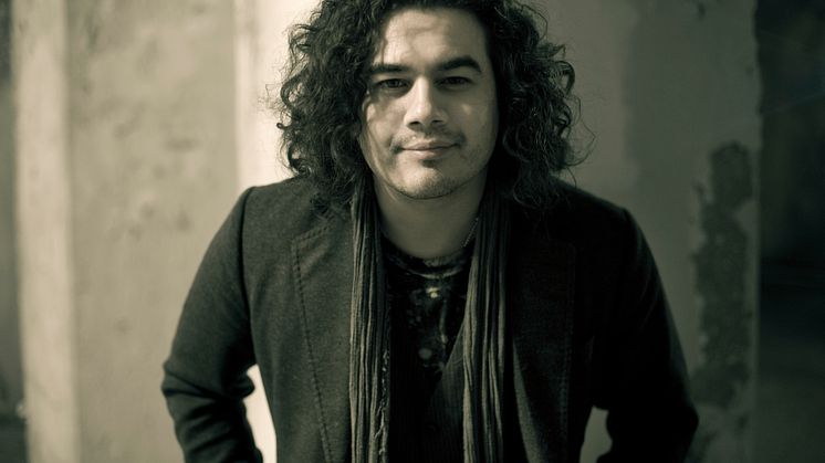 Chris Medina släpper debutalbumet ”What Are Words” den 23 november
