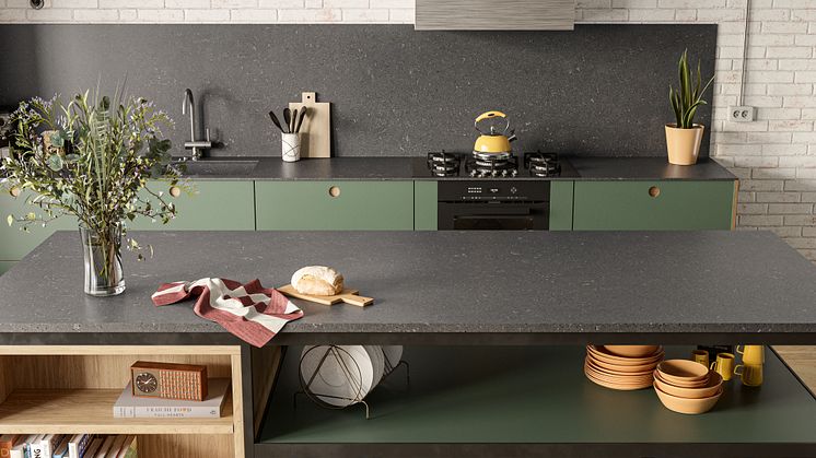 2023_03_15_COS_Silestone Urban Crush 2 Cinder Craze