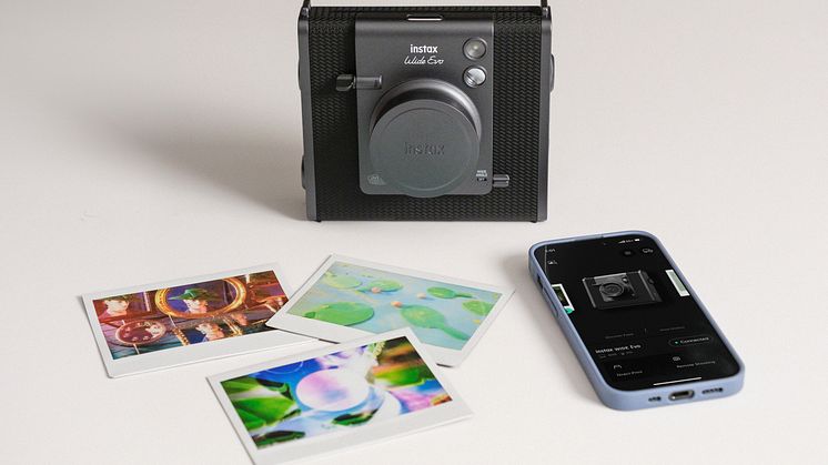 instax WIDE Evo_stills.jpg