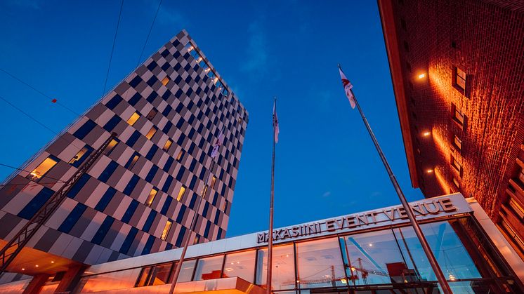 Clarion-Hotel-Helsinki-exterior-signage