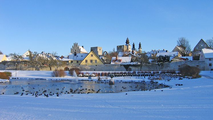 Nu lanserar Viking Line adventskryssningar till Visby.