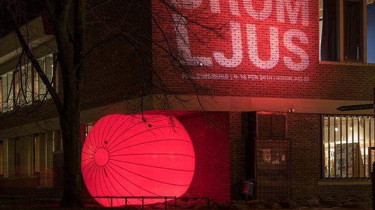 Drömljus 2018 - The Red Ball