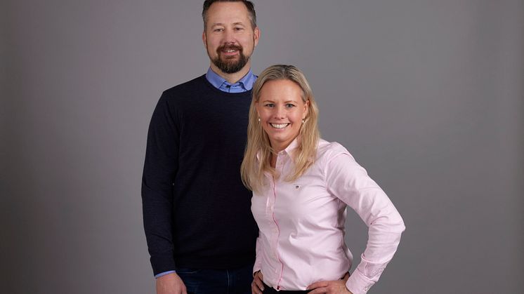 CEO Stian Martinsen og Trainors nye Country Manager i Sverige, Sara Zetterberg.