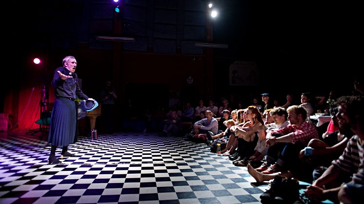 Internationellt teaterkompani inleder nattinékoncept