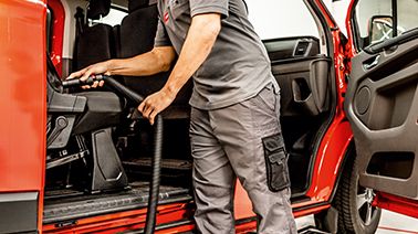 anw_vc6lmc_automotive02.jpg