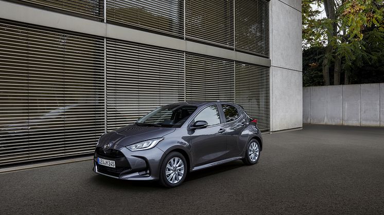 MAZDA2_HYBRID_079