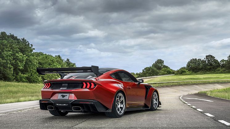 2025 Ford Mustang GTD_exterior_02.jpg