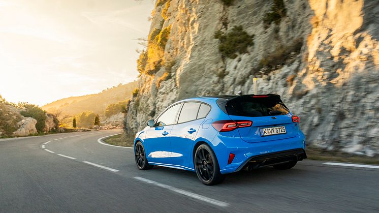 2024_FORD_FOCUS-ST_34.jpg