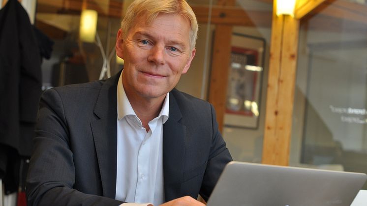 Robert Berg, Instabank